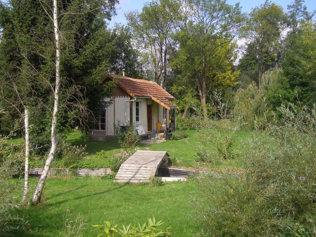 Bed and Breakfast Grange De La Herde Camon  Экстерьер фото